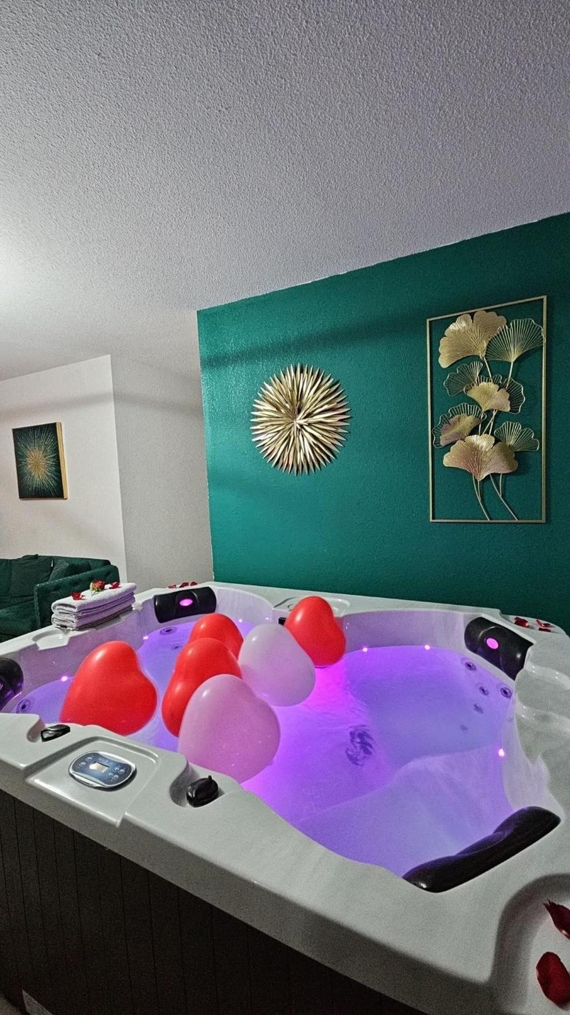 Suite Jacuzzi "Spa Privatif " Appartement Jacuzzi Toulouse Extérieur photo